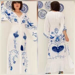 Elegant Floral Maxi Dress - Blue And White